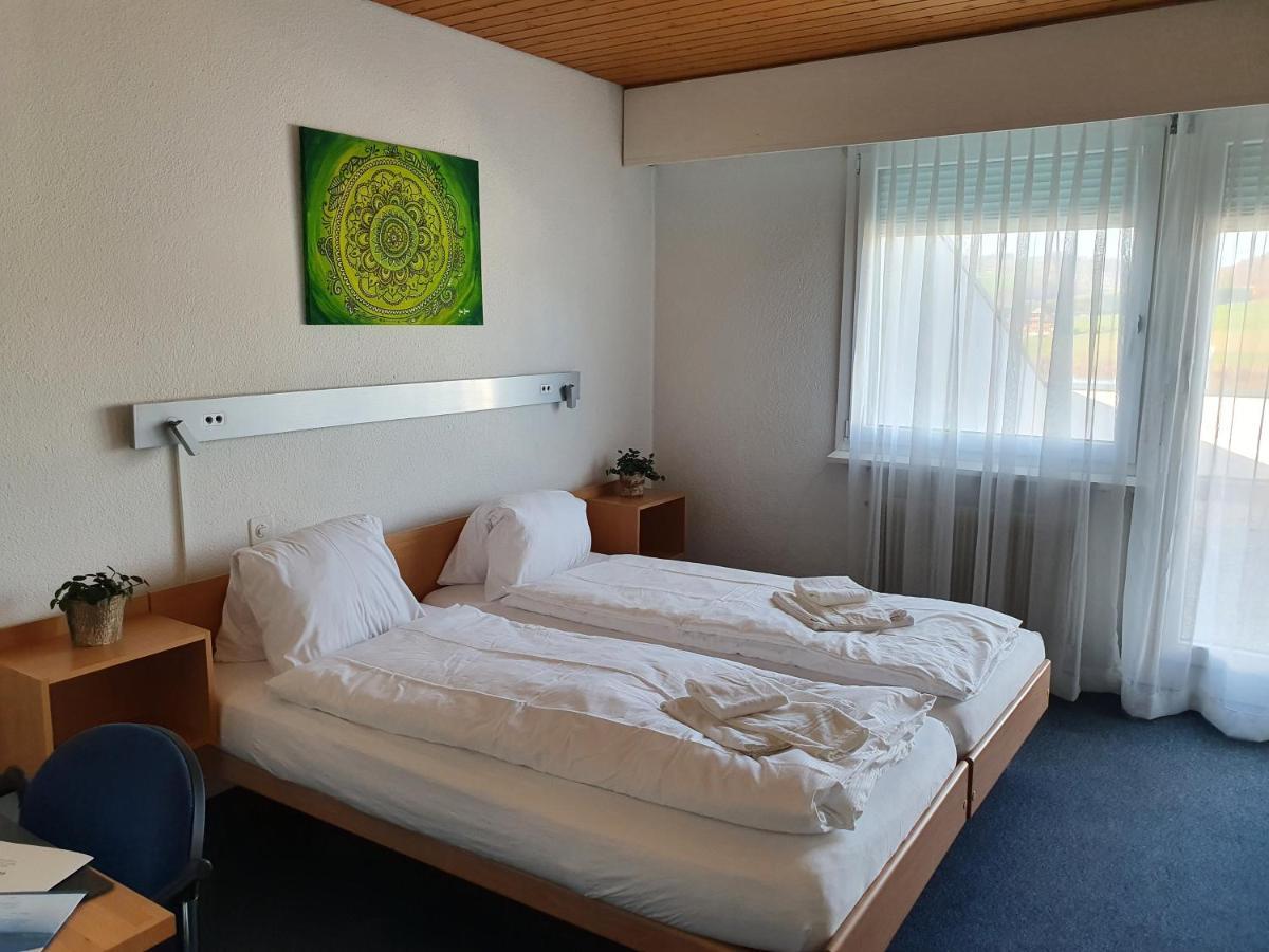 Erlebnisland Grizzlybaer Hotel Langenbuhl Exterior photo
